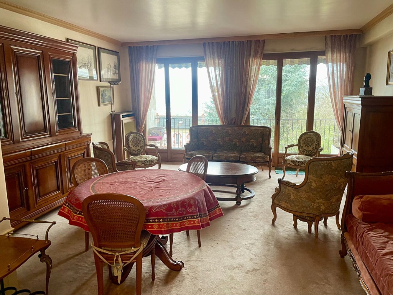 Квартира с 2 спальнями в Монморанси, Франция № 164189