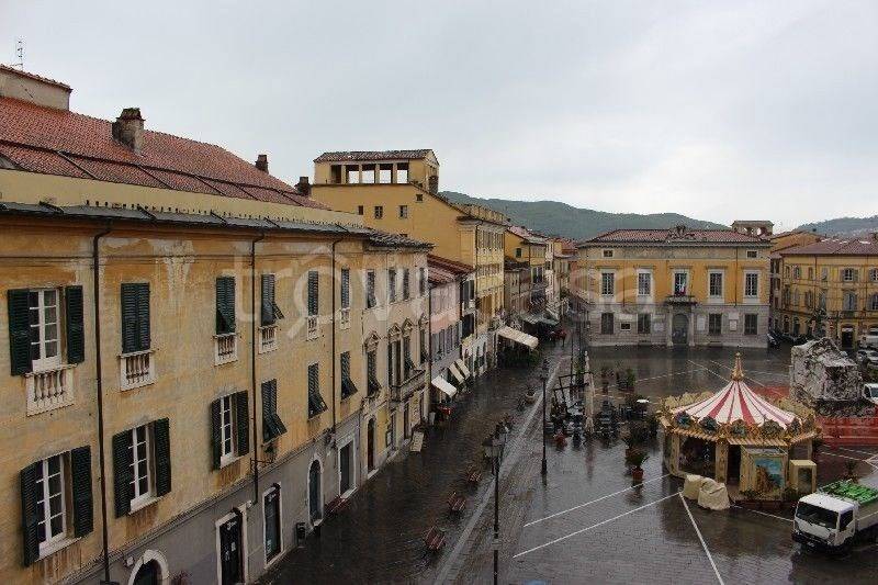 5 rooms Penthouse in Sarzana, Italy No. 71738