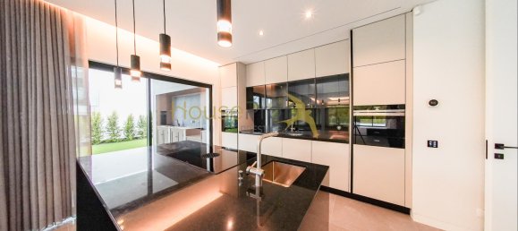 4 bedrooms Villa in Quarteira, Portugal No. 117865 14