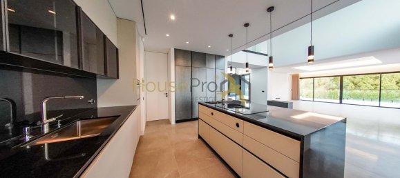 4 bedrooms Villa in Quarteira, Portugal No. 117865 21