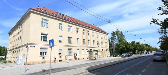 Квартира с 4 комнатами в Вена, Австрия № 230612 13