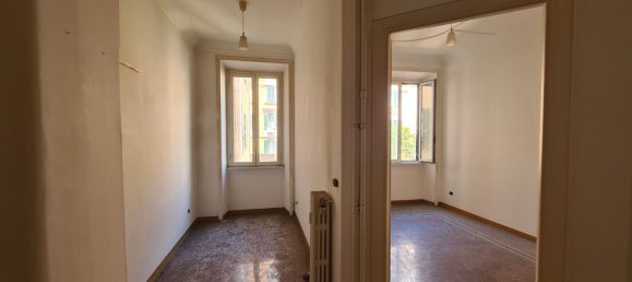 4-salle Appartement à Rome, Italy No. 31307 9