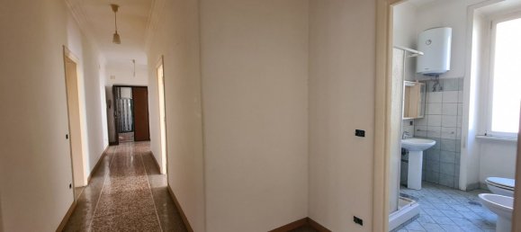 4-salle Appartement à Rome, Italy No. 31307 49
