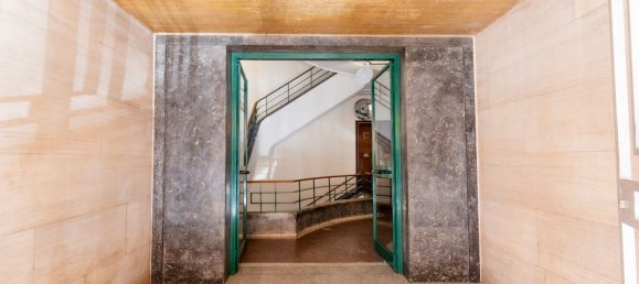 4-salle Appartement à Rome, Italy No. 31307 3