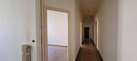 4-salle Appartement à Rome, Italy No. 31307 18