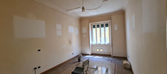 4-salle Appartement à Rome, Italy No. 31307 31