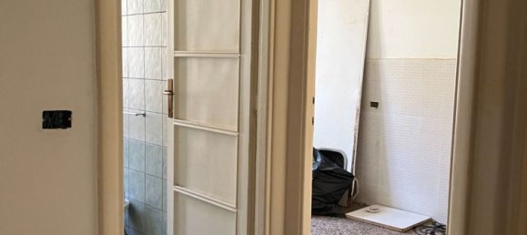 4-salle Appartement à Rome, Italy No. 31307 50