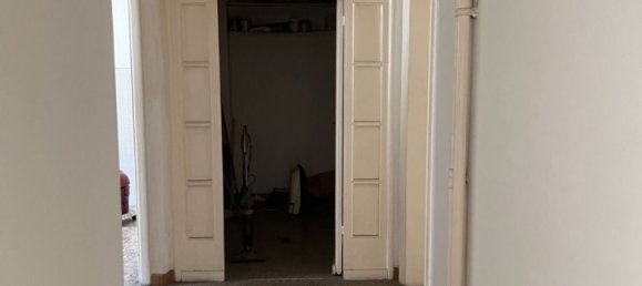 4-salle Appartement à Rome, Italy No. 31307 35