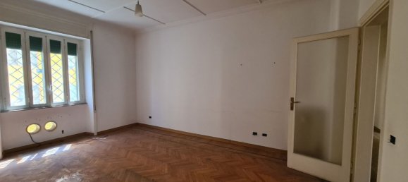 4-salle Appartement à Rome, Italy No. 31307 45