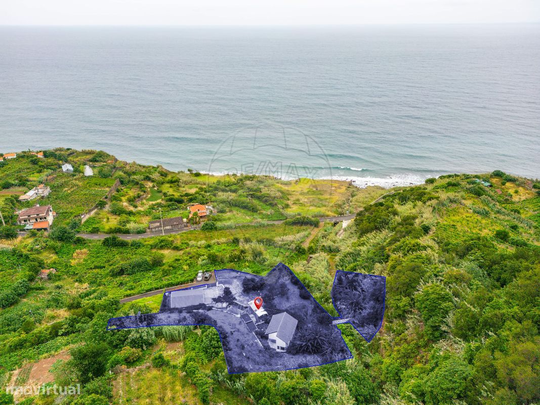 2 bedrooms House in Santana, Portugal No. 27561