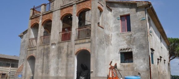 Studio in Castiglione del Lago, Italy No. 139904 4