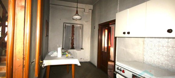 Casa de 4 divisões em Udine, Italy N.º 19294 2