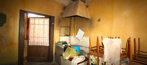 Casa de 4 divisões em Udine, Italy N.º 19294 12