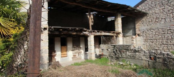 Casa de 4 divisões em Udine, Italy N.º 19294 9