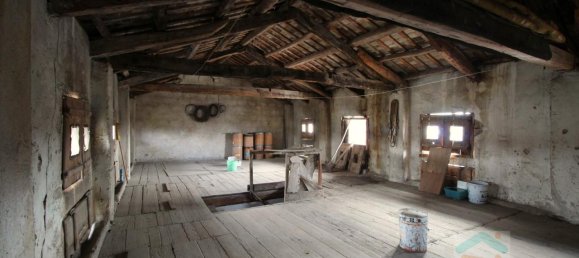 Casa de 4 divisões em Udine, Italy N.º 19294 10