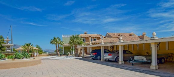 8 bedrooms House in La Nucia, Spain No. 134489 8