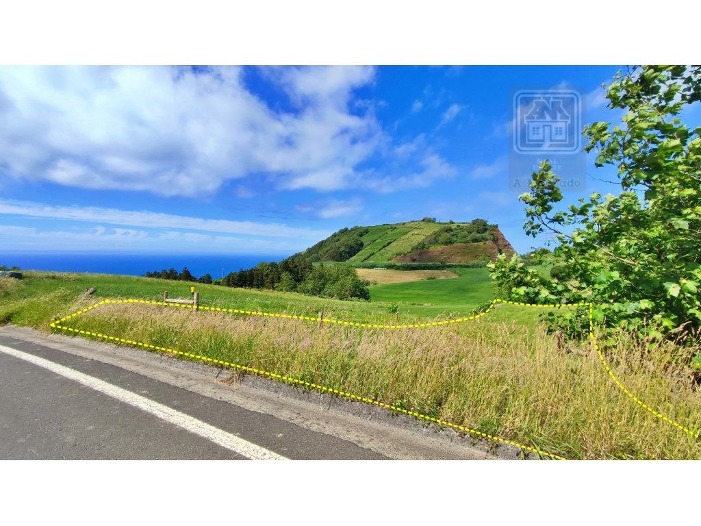 1880m² Land in Ribeira Grande, Portugal No. 243388