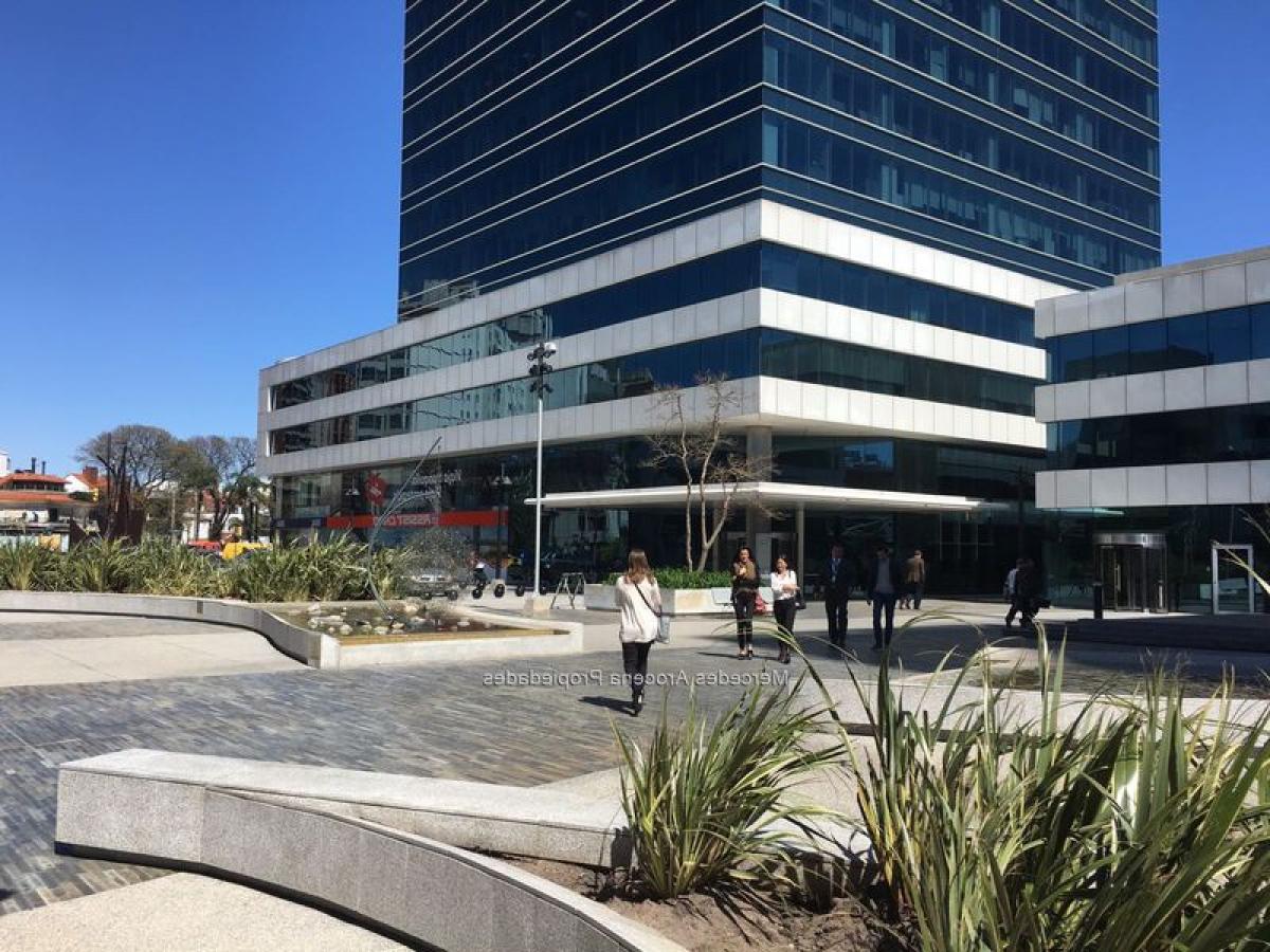 Офис с 3 спальнями в Монтевидео, Уругвай № 13828