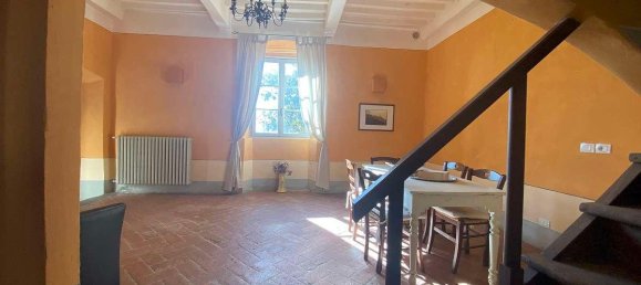 3 bedrooms Apartment in Cortona, Italy No. 225 6