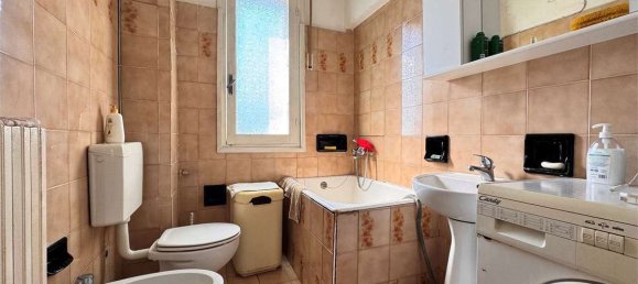 3 bedrooms House in Borgomaro, Italy No. 381976 17