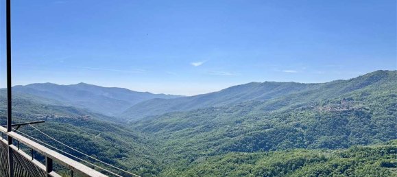 3 bedrooms House in Borgomaro, Italy No. 381976 7