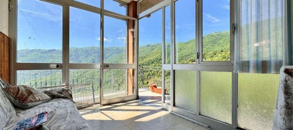 3 bedrooms House in Borgomaro, Italy No. 381976 8