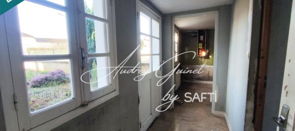 2 Schlafzimmer Haus in Vienne, France, Nr. 326745 7