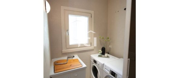 3 bedrooms Penthouse in Verona, Italy No. 272911 22