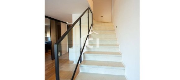 3 bedrooms Penthouse in Verona, Italy No. 272911 25