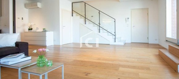 3 bedrooms Penthouse in Verona, Italy No. 272911 6