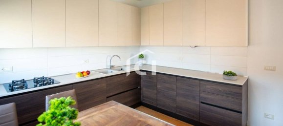 3 bedrooms Penthouse in Verona, Italy No. 272911 15