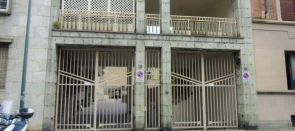 1730m² Office in Turin, Italy No. 371547 19