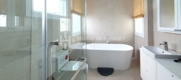 3 chambres house à vendre à Nai Harn Beach, Phuket, Southern Thailand, Thailand № 70069 12