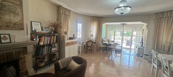 7 bedrooms House in La Nucia, Spain No. 158218 4