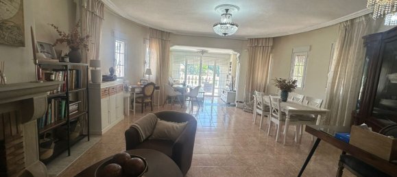 7 bedrooms House in La Nucia, Spain No. 158218 3