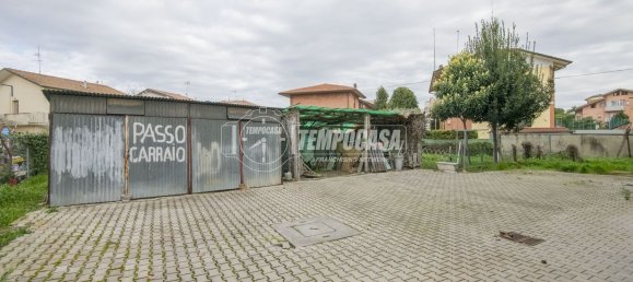 240m² Building in Cesena, Italy No. 259851 9