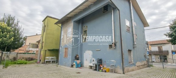 240m² Building in Cesena, Italy No. 259851 7