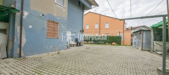 240m² Building in Cesena, Italy No. 259851 6