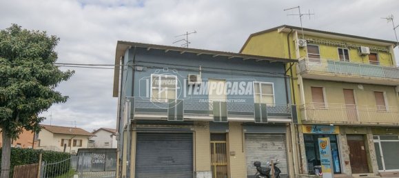 240m² Building in Cesena, Italy No. 259851 2