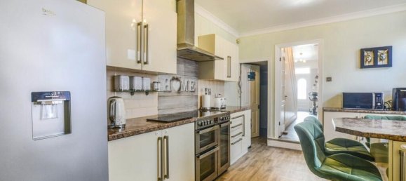 5 bedrooms House in Skegness, United Kingdom No. 2233 6