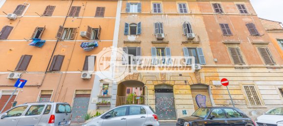 1 bedroom Apartment in Rome, Italy No. 328699 6