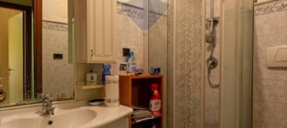 3 bedrooms Apartment in Rome, Italy No. 54044 11