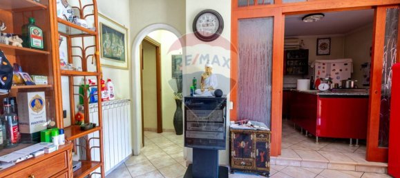 3 bedrooms Apartment in Rome, Italy No. 54044 5