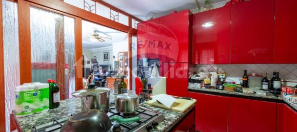 3 bedrooms Apartment in Rome, Italy No. 54044 9