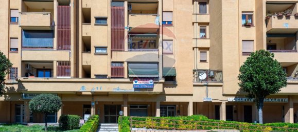 3 bedrooms Apartment in Rome, Italy No. 54044 19