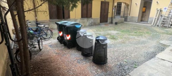 134m² Commercial property in Turin, Italy No. 67960 16