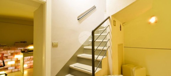 134m² Commercial property in Turin, Italy No. 67960 13