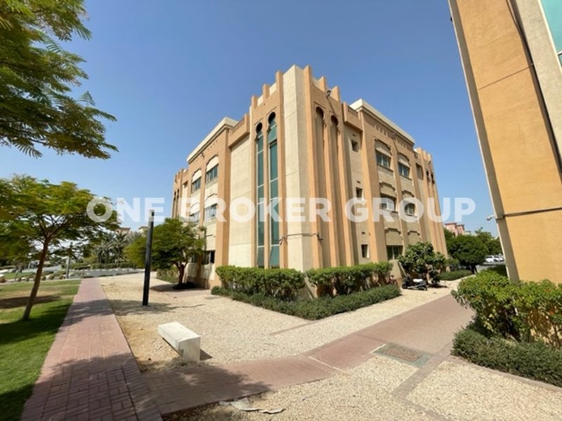 854.4m² Building in Dubai Investment Park, UAE No. 1897