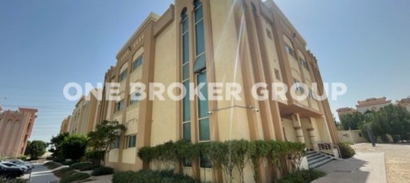 854.4m² Building in Dubai Investment Park, UAE No. 1897 2