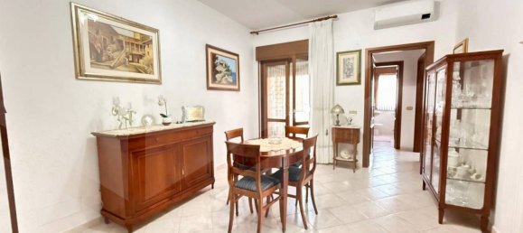 4-salle Appartement à Rome, Italy No. 25547 7
